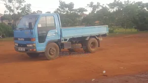 Isuzu Elf (Long)