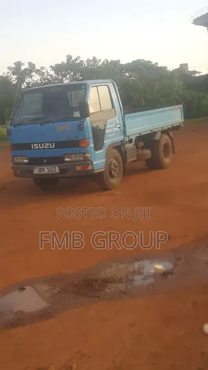 Isuzu Elf (Long)