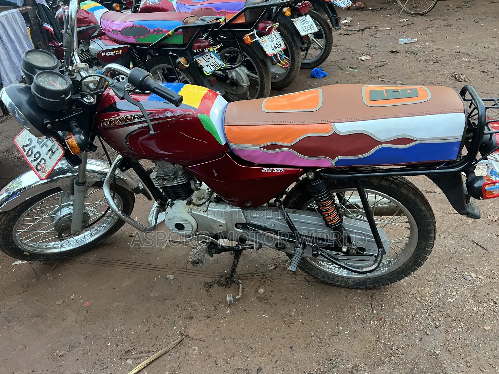 Bajaj Boxer 100 2023 Red