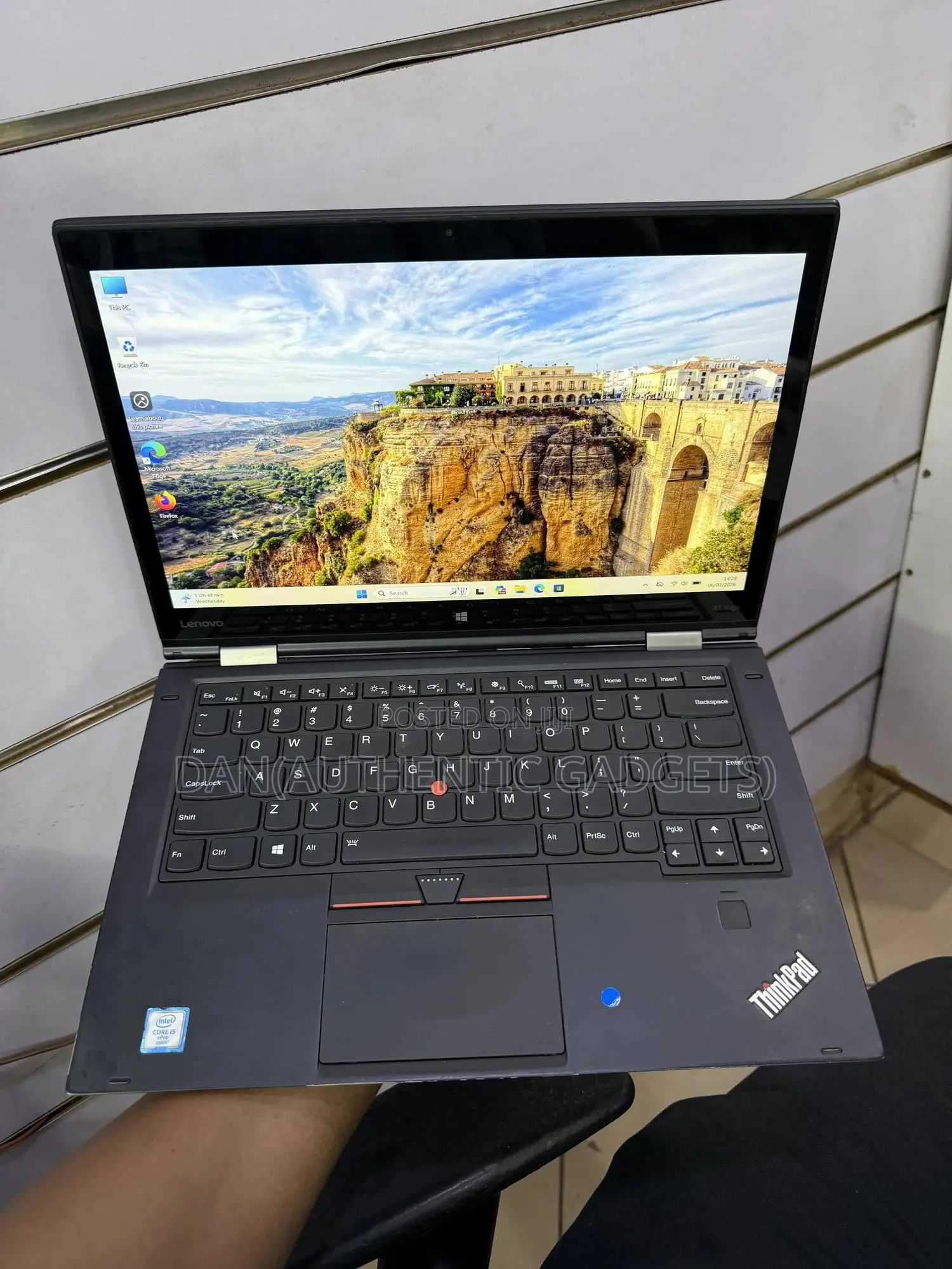 Laptop Lenovo Thinkpad X1 Yoga 8GB Intel Core i5 SSD 256GB