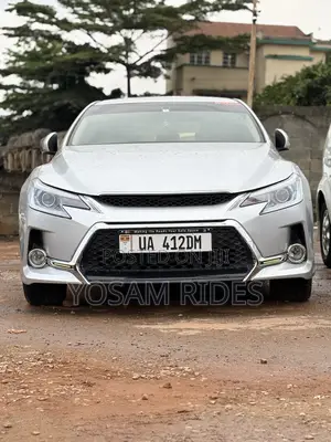 Toyota Mark X 2.5 AWD 2012 Silver