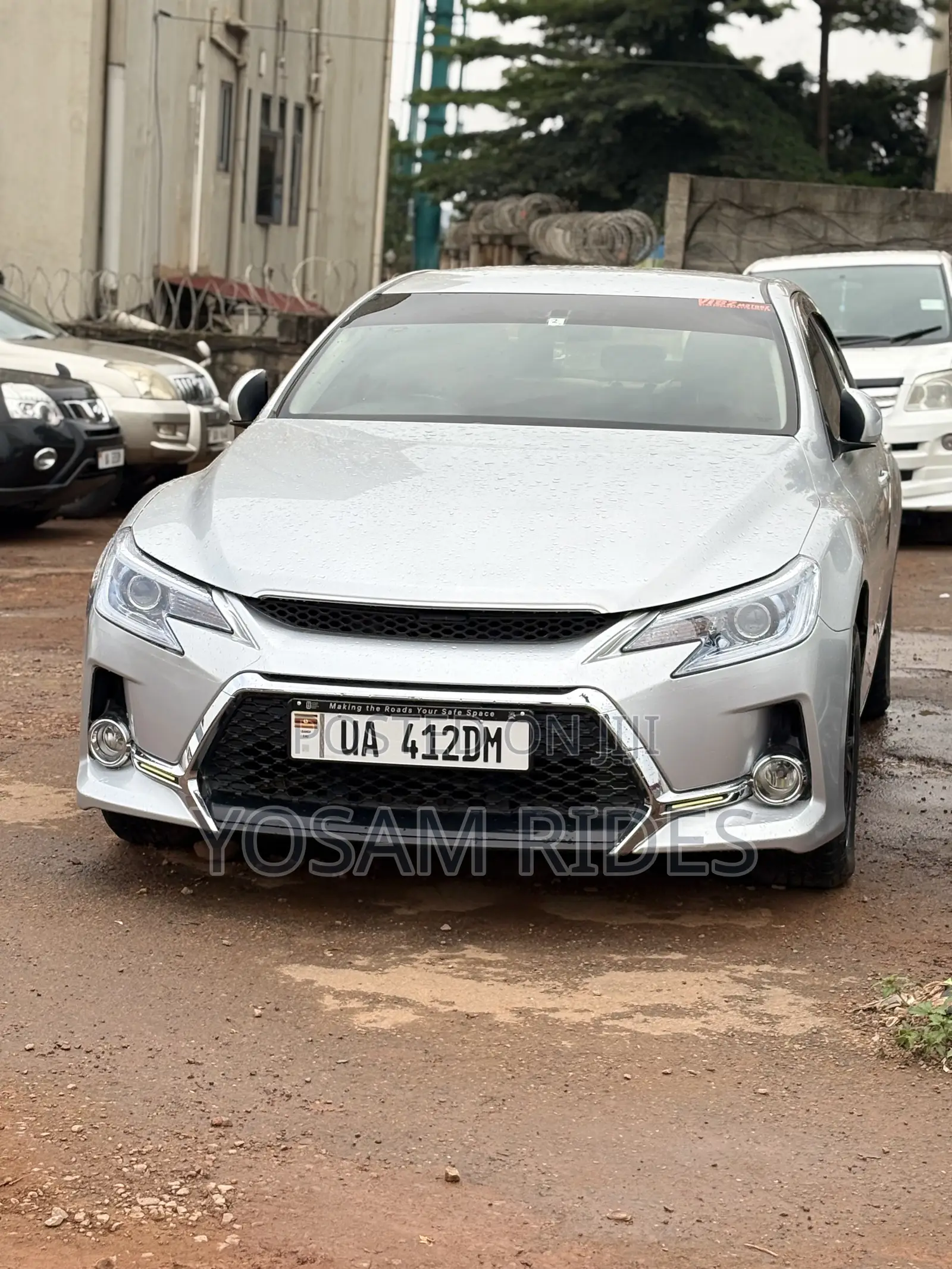 Toyota Mark X 2.5 AWD 2012 Silver