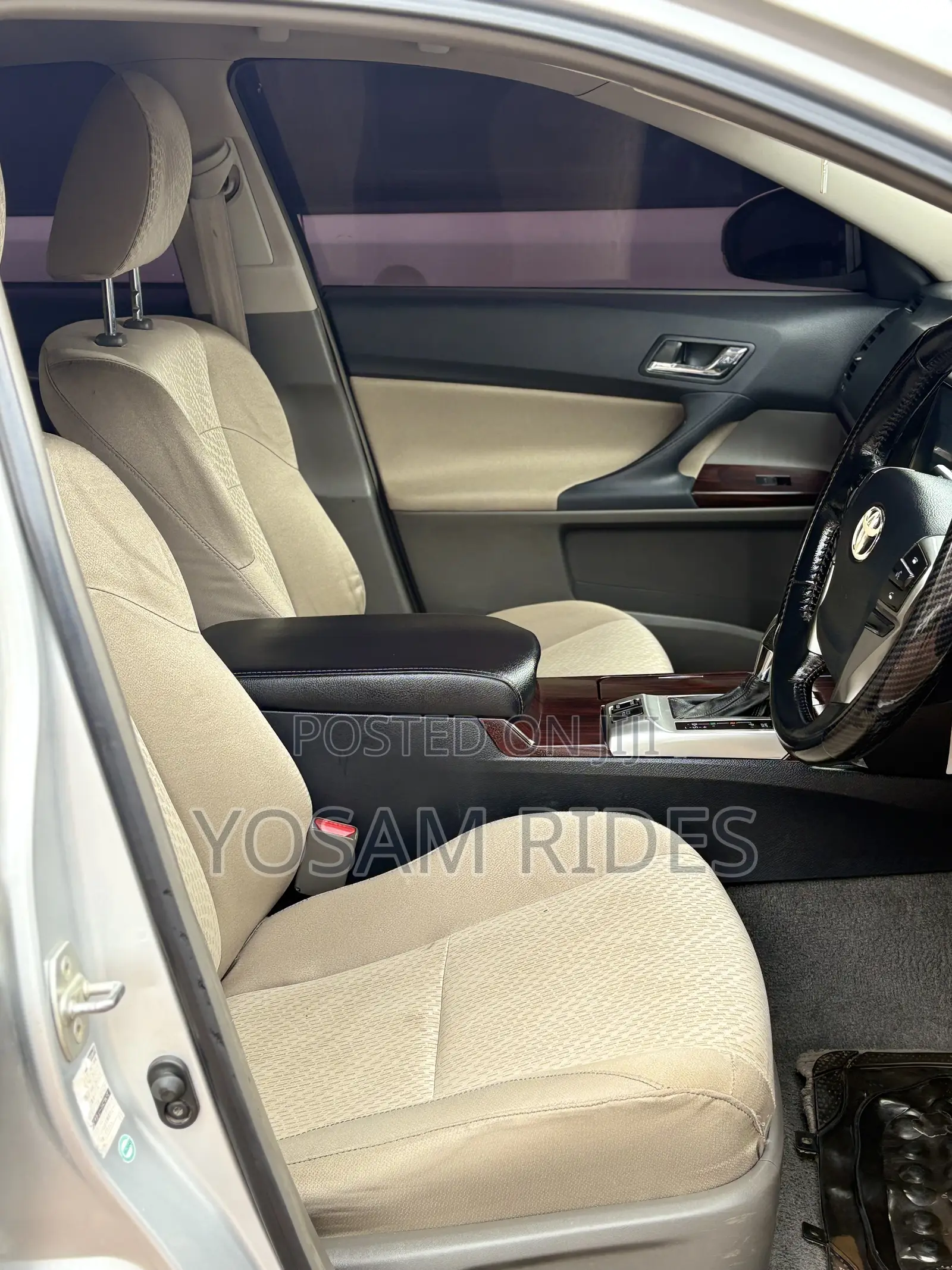 Toyota Mark X 2.5 AWD 2012 Silver