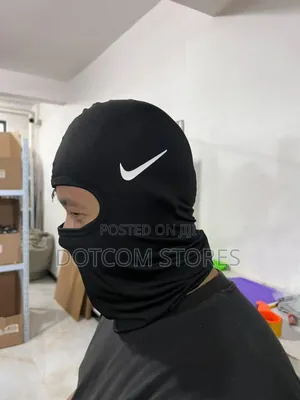 Nike Pro Therma-Fit Hyperwarm Hood