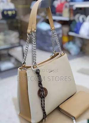 Chrisbella Chain Shoulder Bag,