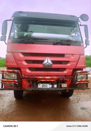 Sinotruck 12 Tyres Ubq Used Condition for Sale