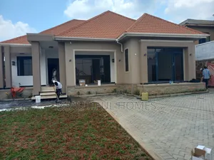 Furnished 4bdrm Bungalow in Kira for sale