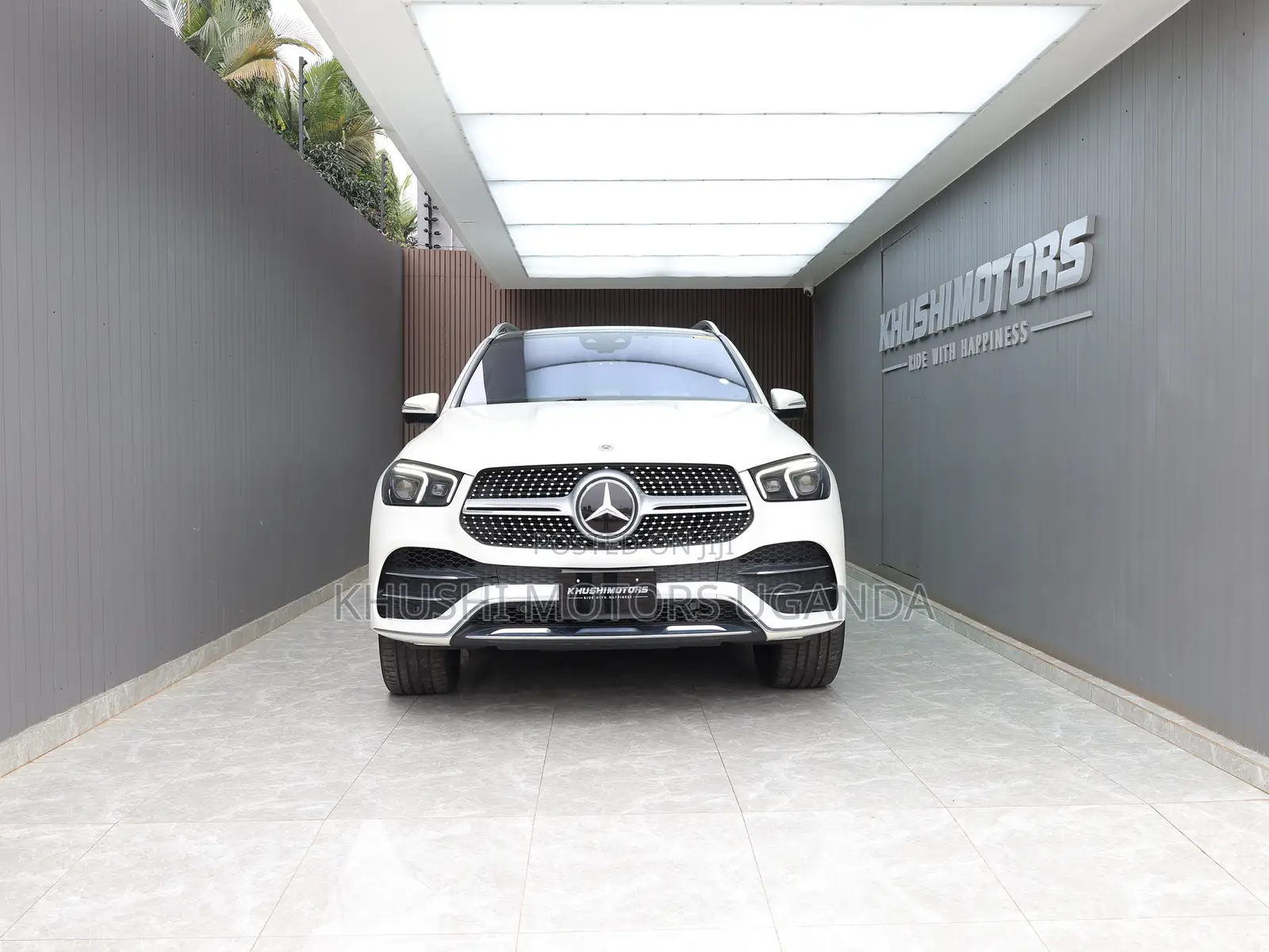 Mercedes-Benz GLE-Class GLE 400d 4MATIC 2019 White