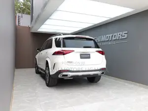 Mercedes-Benz GLE-Class GLE 400d 4MATIC 2019 White