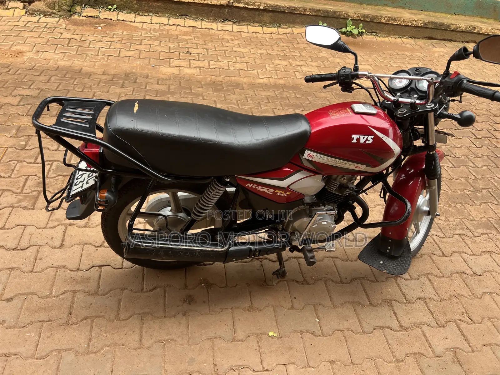 TVS HLX 125 2024 Red