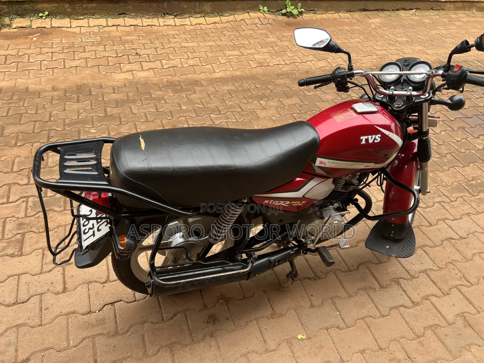 TVS HLX 125 2024 Red