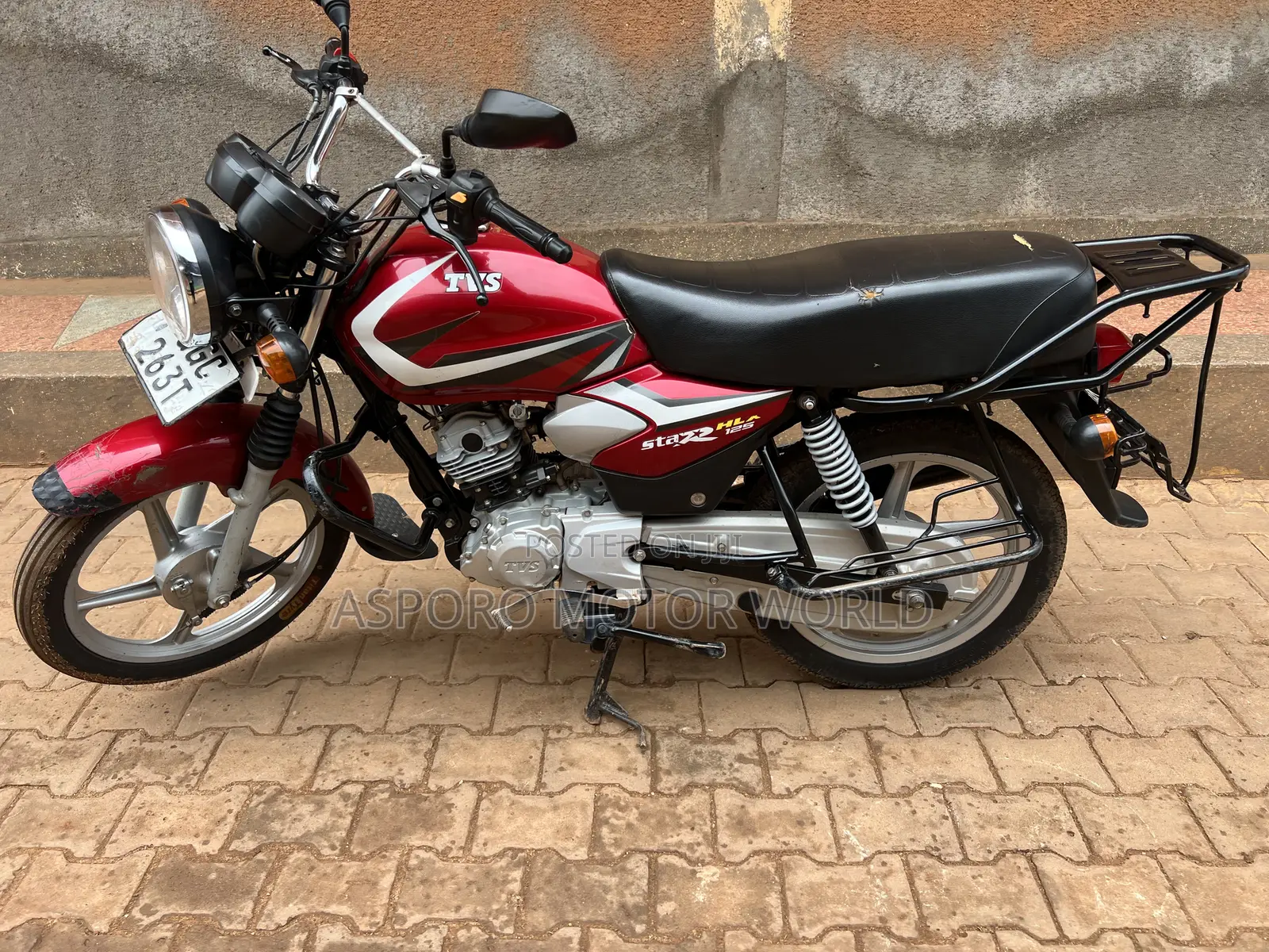 TVS HLX 125 2024 Red