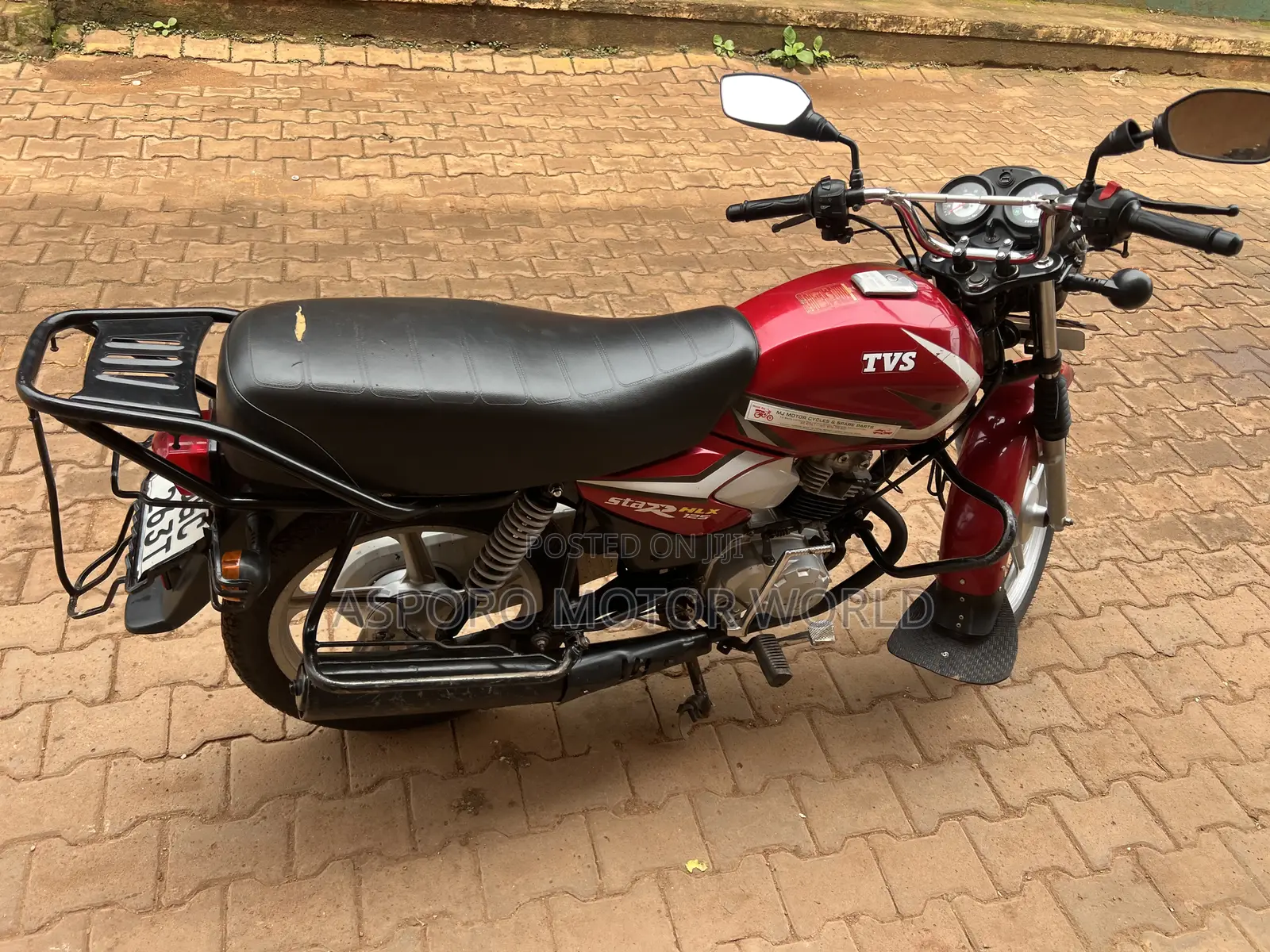 TVS HLX 125 2024 Red