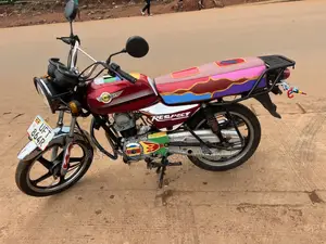 Bajaj Boxer 100 2023 Red