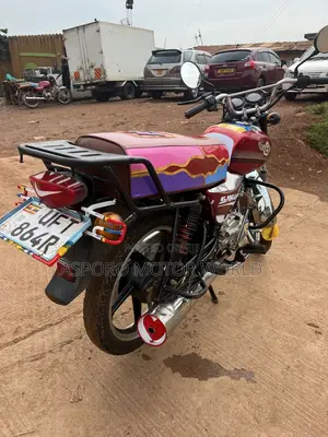 Bajaj Boxer 100 2023 Red