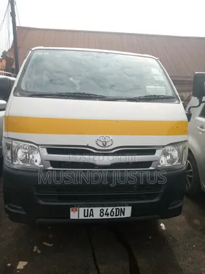 Toyota HiAce 2012 White