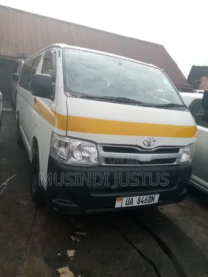 Toyota HiAce 2012 White