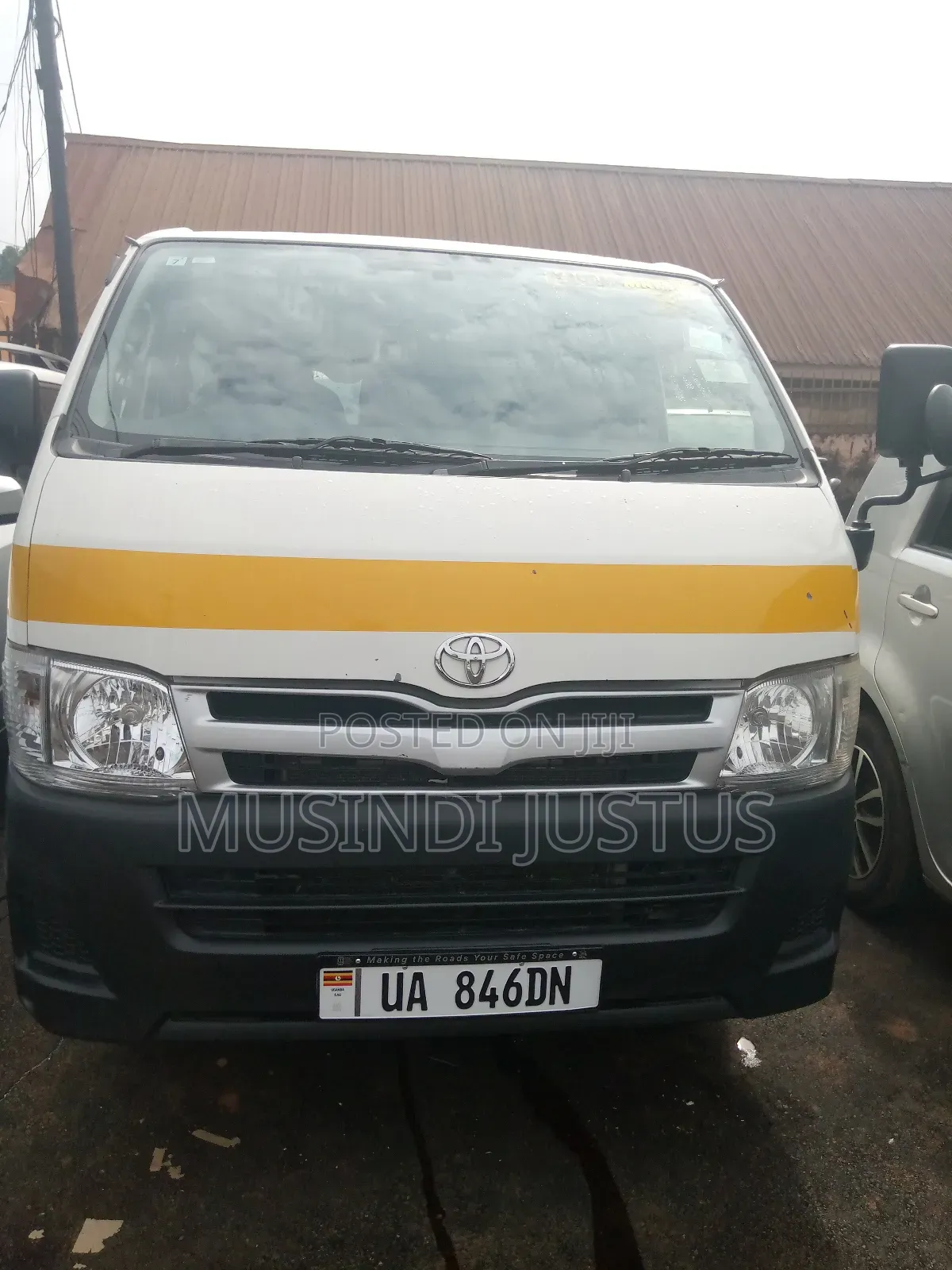 Toyota HiAce 2012 White