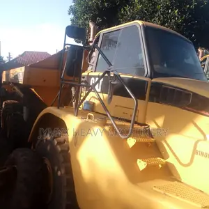 Dumper 2016 Yellow For Hire