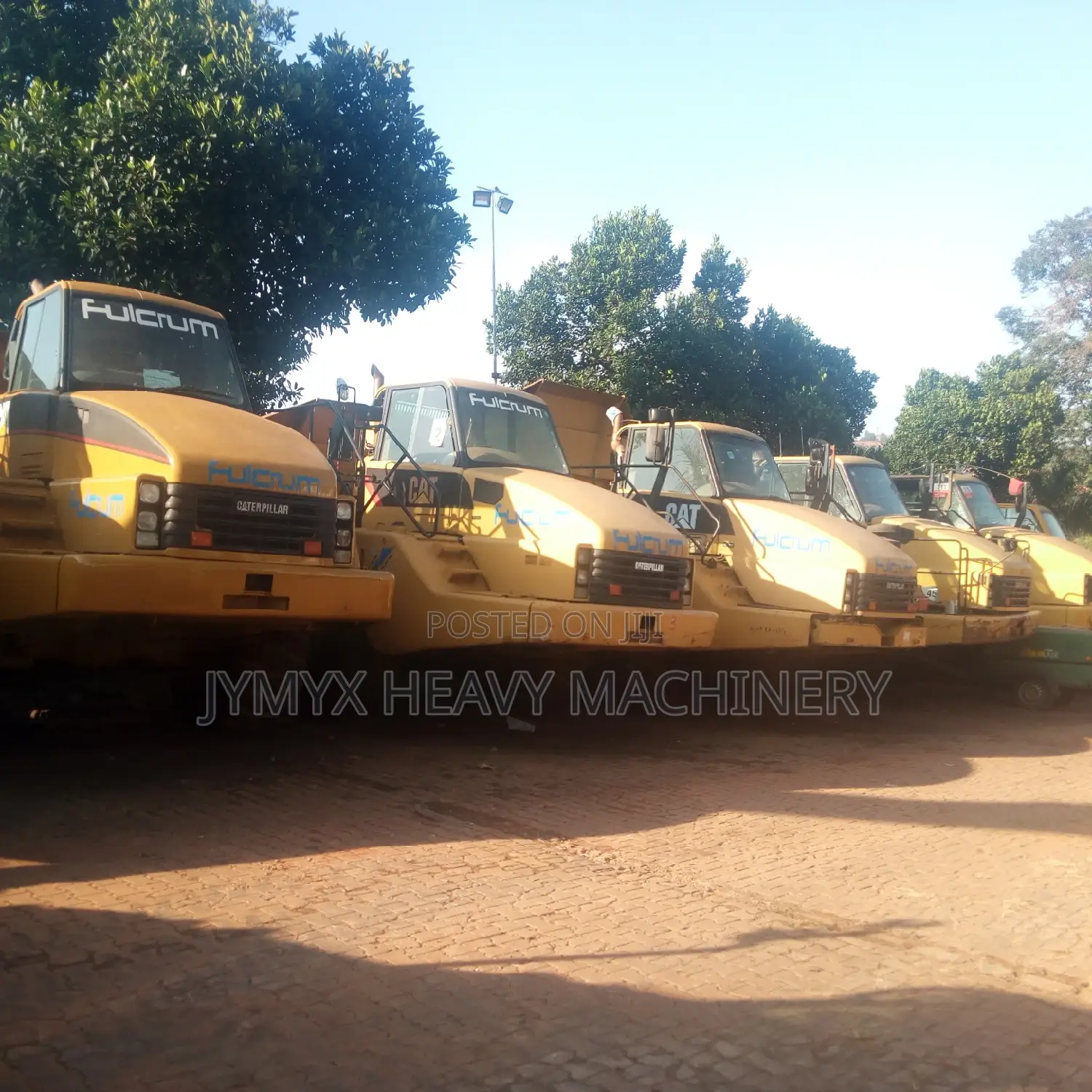 Dumper 2016 Yellow For Hire