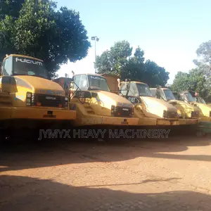 Dumper 2016 Yellow For Hire