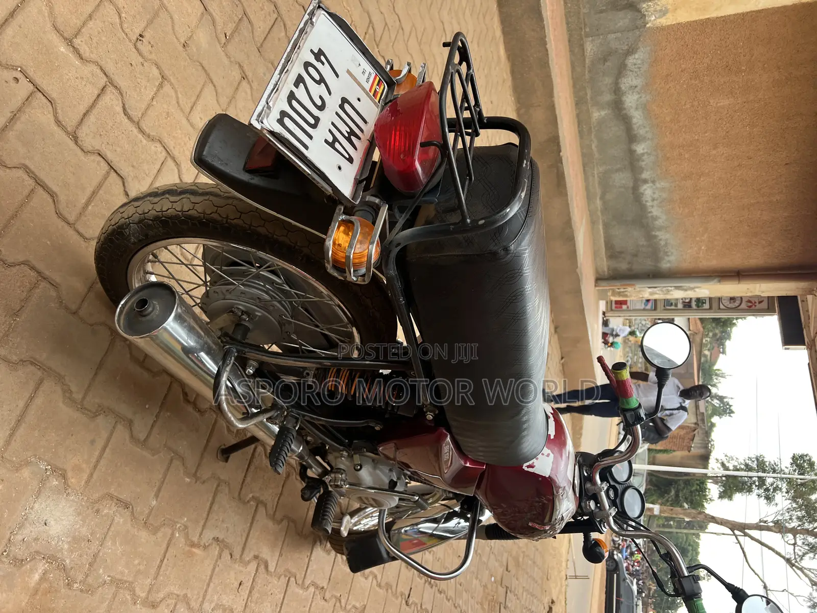 Bajaj Boxer 100 2025 Red