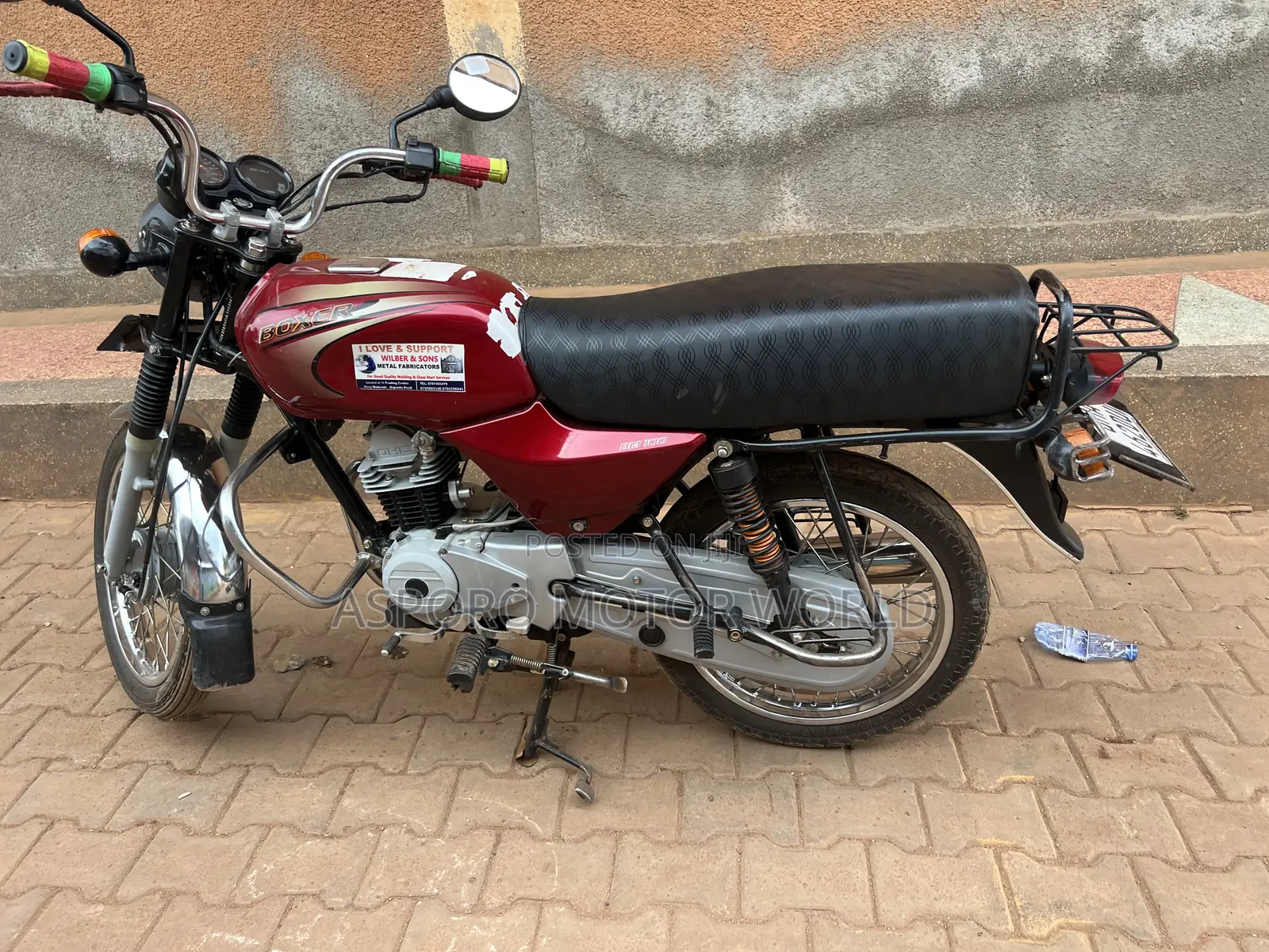 Bajaj Boxer 100 2025 Red
