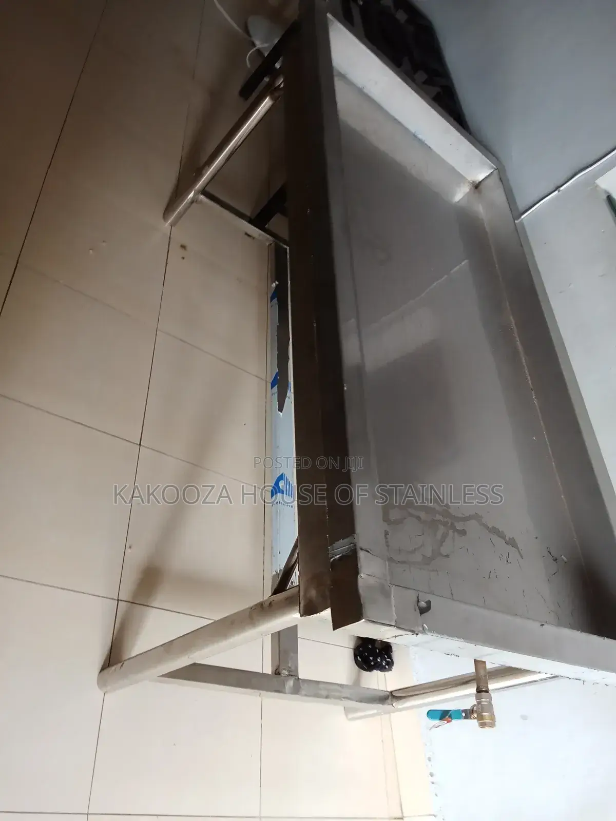 Stainless Cooling Table