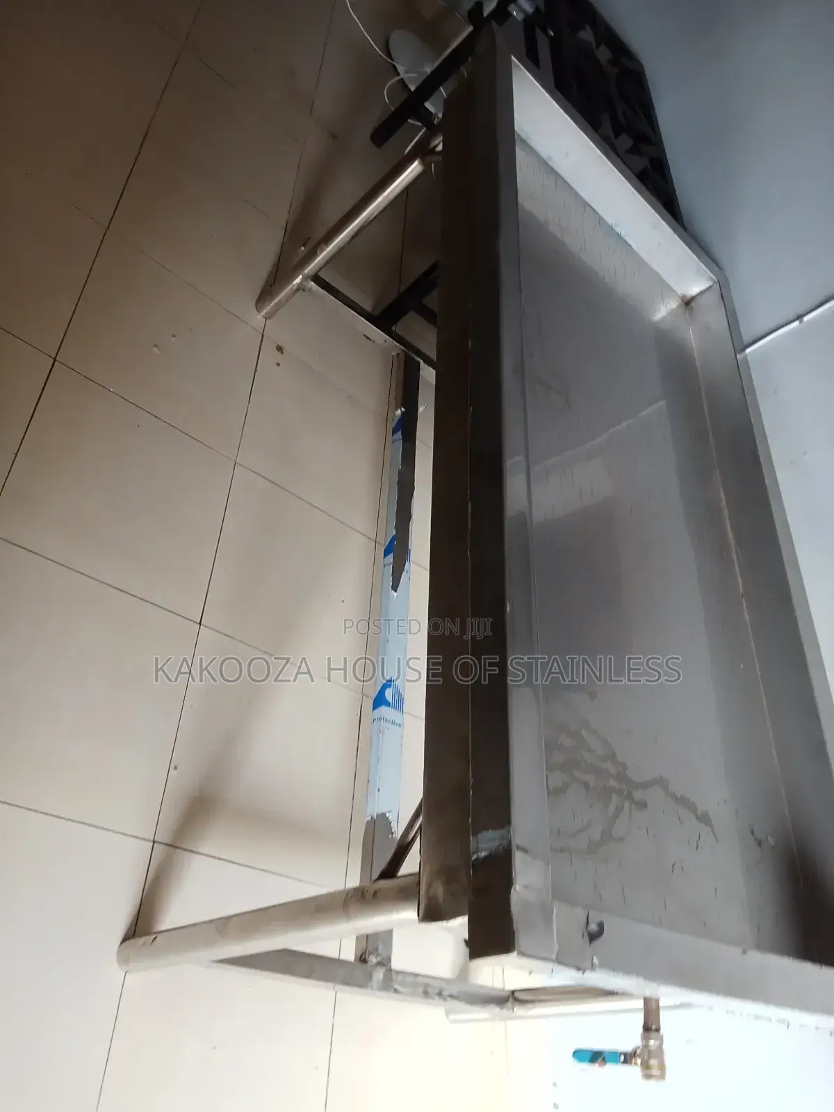 Stainless Cooling Table