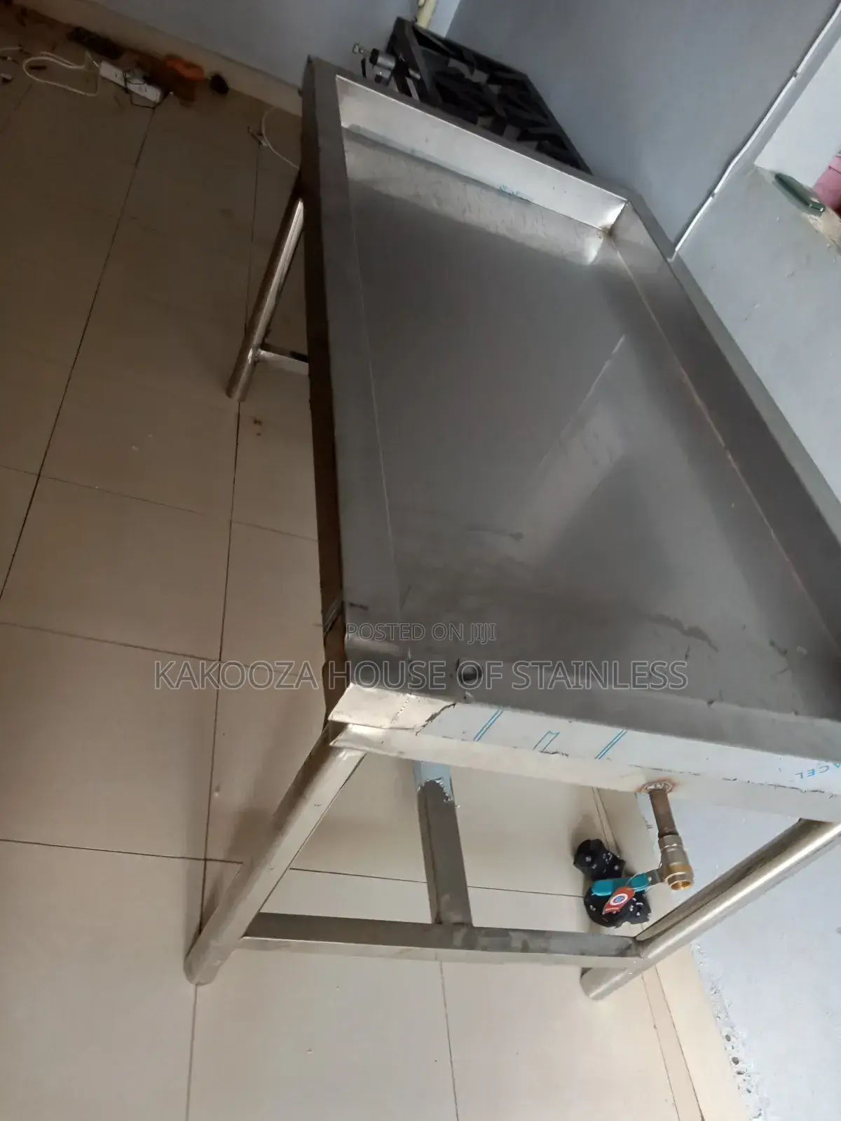 Stainless Cooling Table