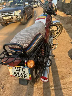Bajaj Boxer 100 2022 Red