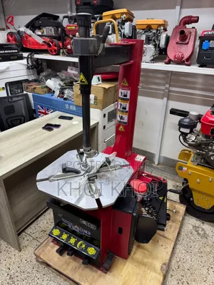 Tyre Changer Machine