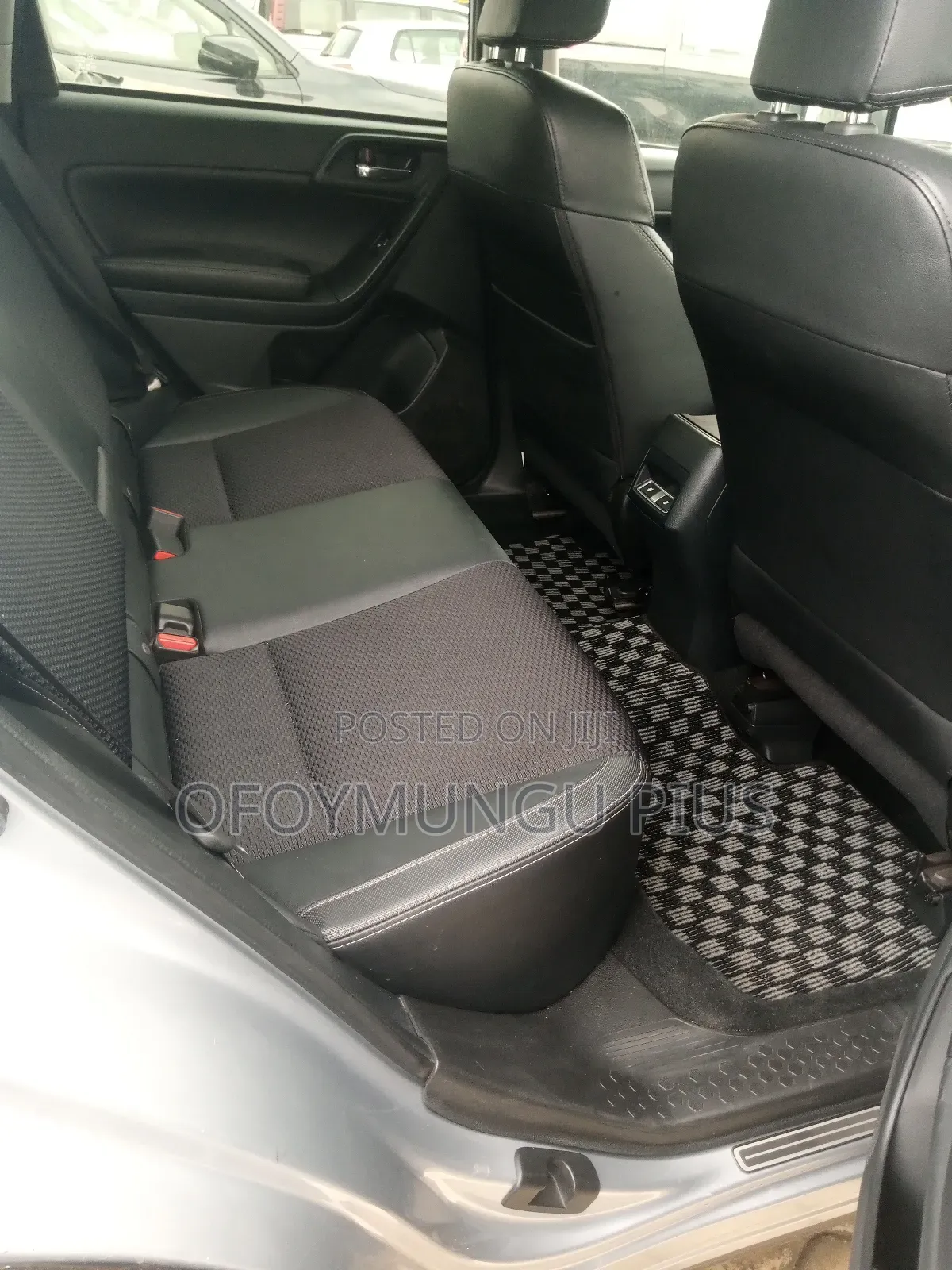 Subaru Forester 2016 Silver