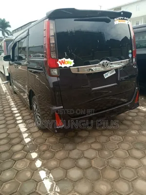 Toyota Noah 2014 Black