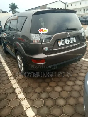 Mitsubishi Outlander 2011 Brown