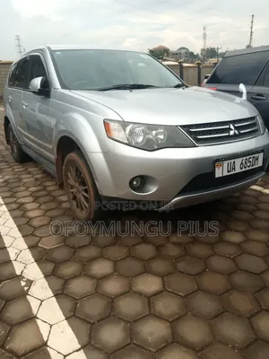 Mitsubishi Outlander 2012 Silver