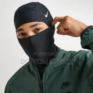 Nike Pro Therma-Fit Hyperwarm Hood