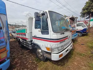 Hino Tipper
