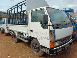Mitsubish Canter Truck