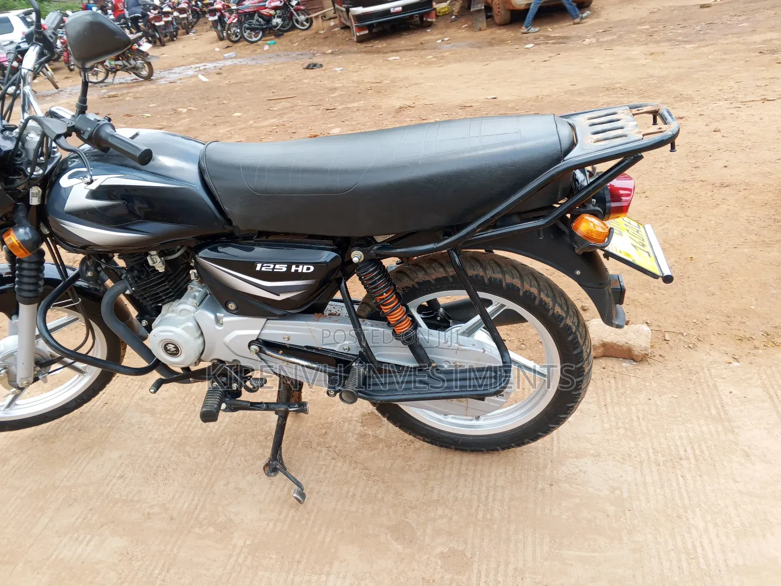 Bajaj Boxer 125 2024 Black