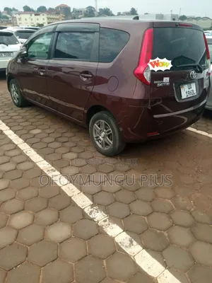 Toyota Passo Sette 2011 Maroon