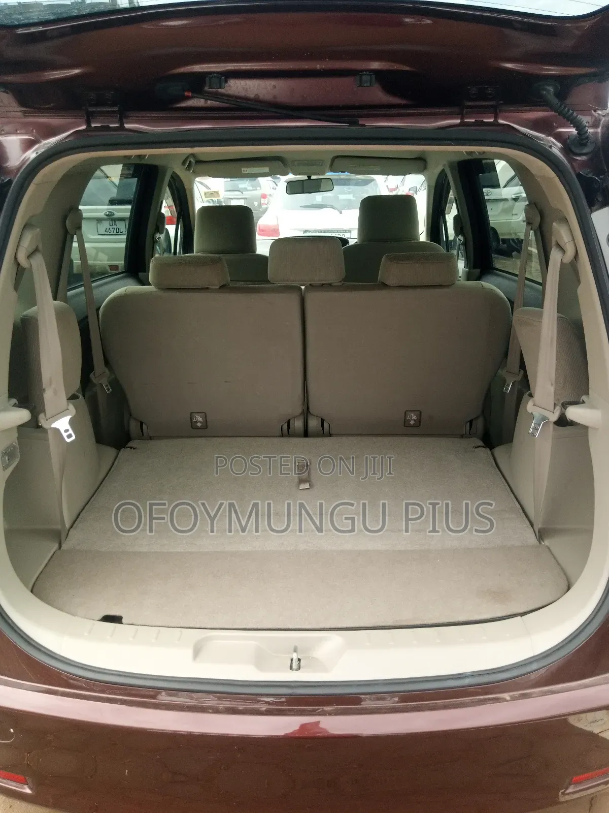 Toyota Passo Sette 2011 Maroon