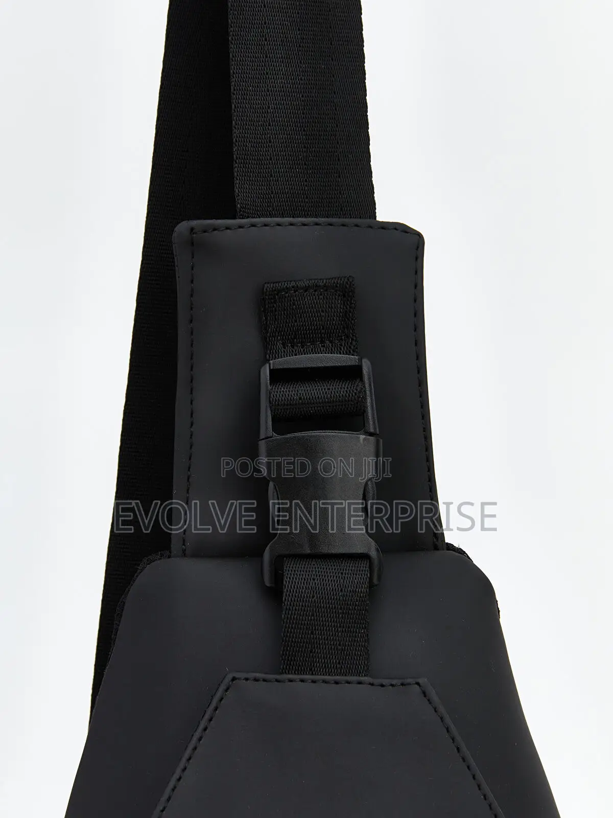 Men’S Premium Chest Bag