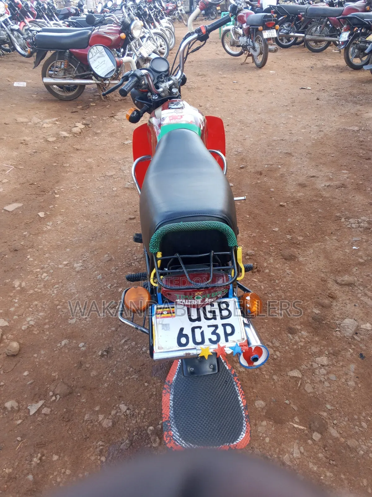 Bajaj Boxer 100 2024 Red
