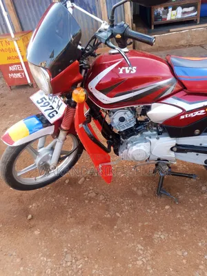 TVS HLX 125 2023 Red