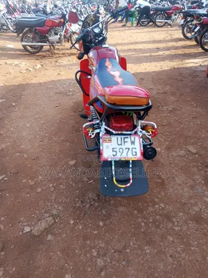 TVS HLX 125 2023 Red