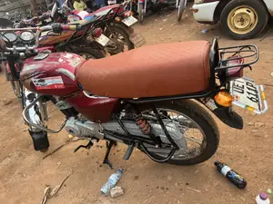 Bajaj Boxer 100 2021 Red
