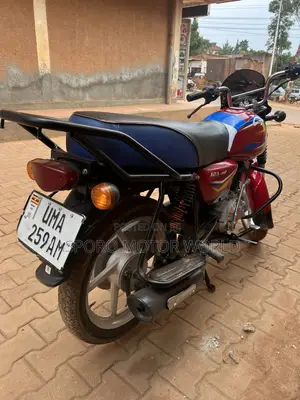Bajaj CT 125X 2025 Red