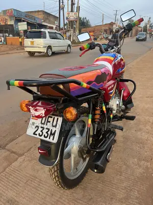 Bajaj CT 125X 2023 Red