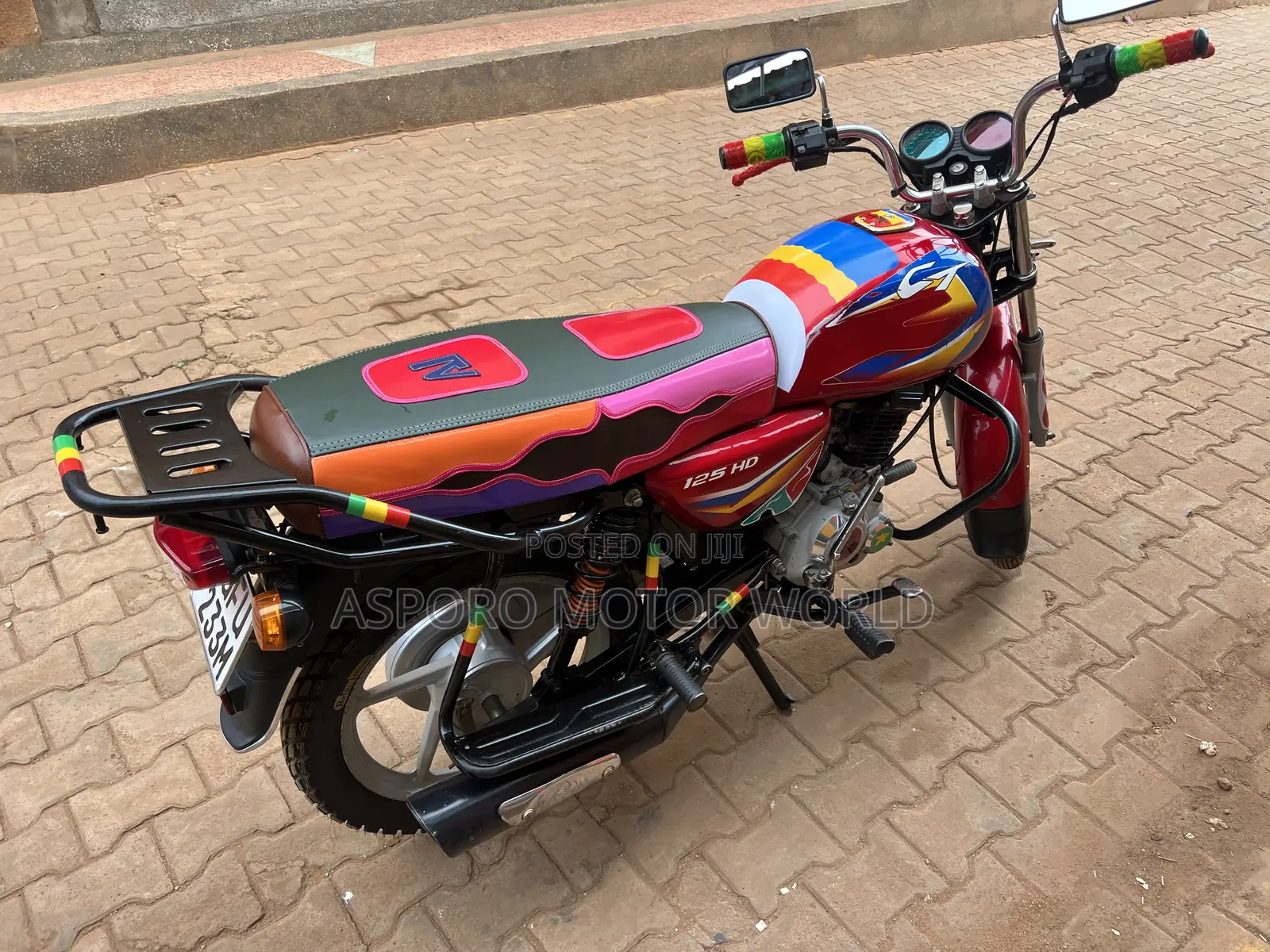 Bajaj CT 125X 2023 Red